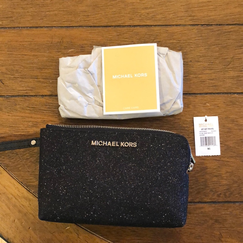 Michael Kors leather double zip wristlet / wallet